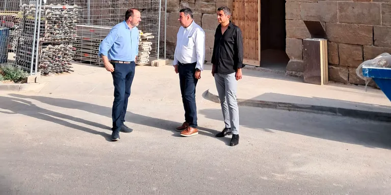 Riner complementa la rehabilitació de la Casa Gran del Miracle amb la restauració de la façana nord