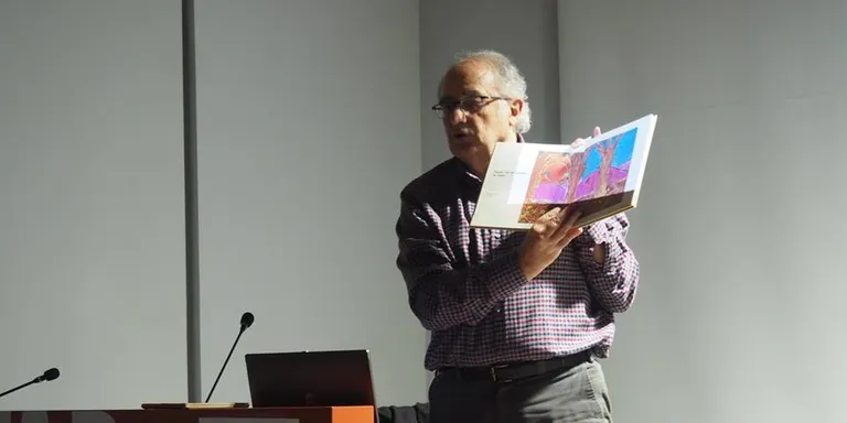 Taller a la Seu per introduir la poesia a les aules