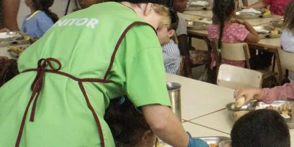 Obert el termini per sol·licitar els Ajuts Individuals de Menjador per al curs 2022-2023