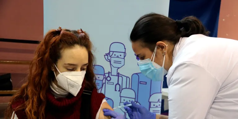 Salut comença a administrar la vacuna d'AstraZeneca a l'Alt Pirineu i Aran