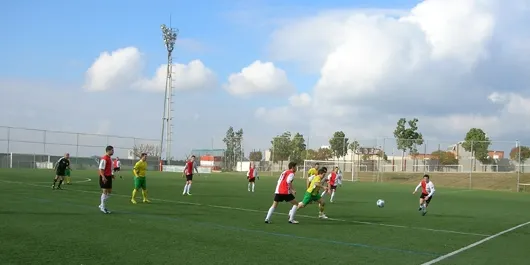 El derbi de Segona Catalana es farà esperar