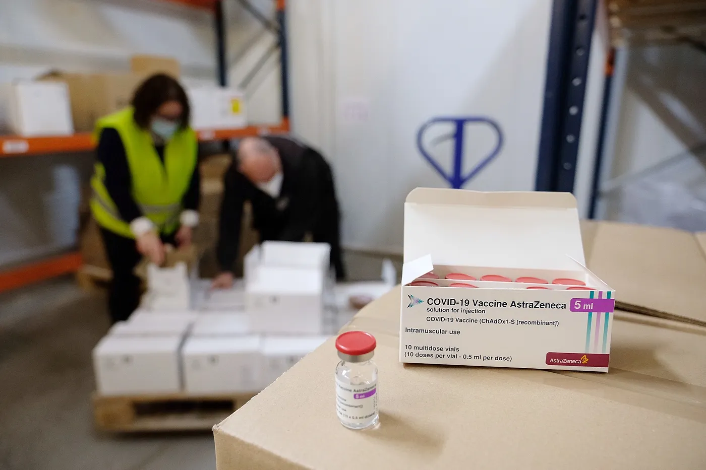 Les vacunes de Moderna i AstraZeneca han arribat a la Regió Sanitària de Girona