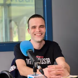Entrevistes de la Justa del 19/5/2022 — Sant Just en moviment: Festa Major i sancions del toc de queda, obres a Mas Lluí, jornada antifeixista i l’exposició IGNI a Can Ginestà - episode art
