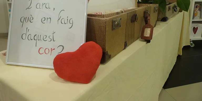La il·lustradora rubinenca Montse Fortino mostra el seu cor a l’espai Lectors al Tren!