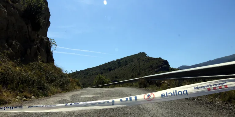 Visitants del congost de Mont-rebei continuen passant per la zona tallada per risc de despreniments