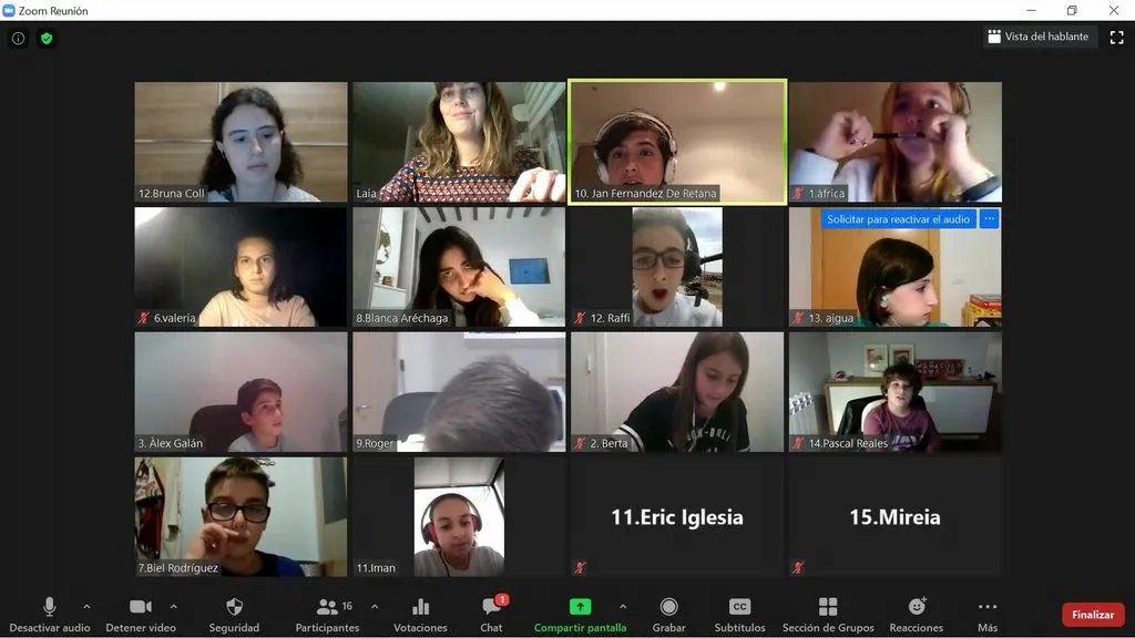 El Dia Internacional dels Drets dels Infants se celebra amb l’emissió d’un telenotícies fet per nens i nenes