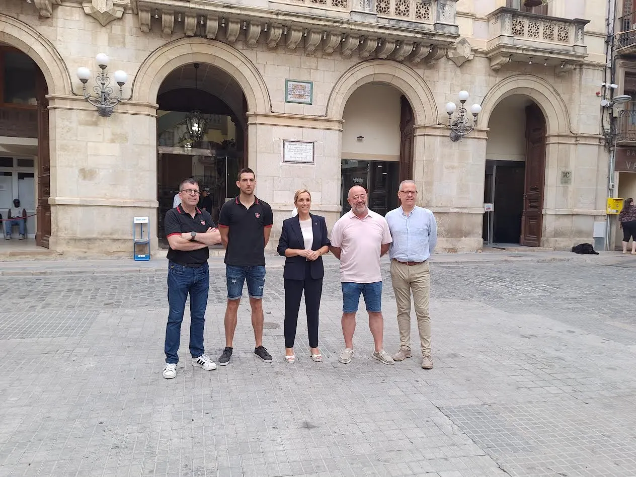 Els Xiquets de Valls alçaran castells dins la Sagrada Família en homenatge a Antoni Gaudí