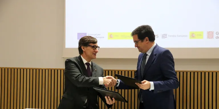 La Generalitat i el govern espanyol signen el primer conveni de l'Estat per impulsar projectes amb IA a l'àmbit sanitari
