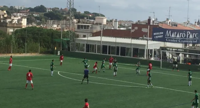 El partit es va disputar ahir al camp Bernat Coll