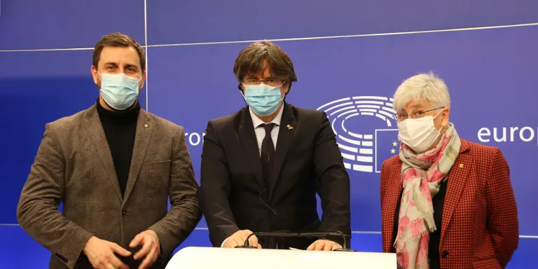 El TJUE retorna cautelarment la immunitat a Puigdemont, Comín i Ponsatí