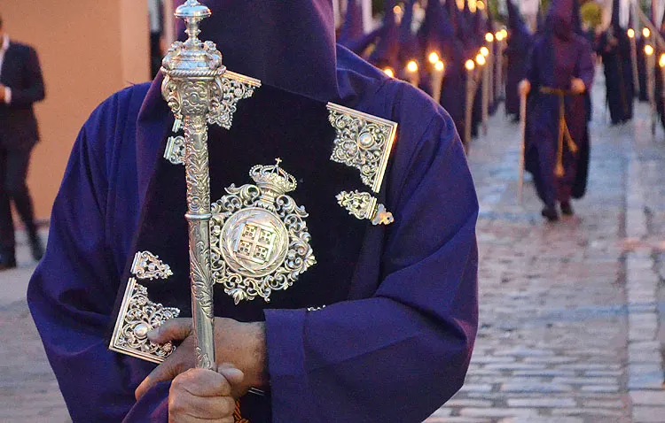 La «papeleta de sitio» simbólica de la hermandad Jesús Nazareno supera los 1.000 euros a beneficio de Cáritas