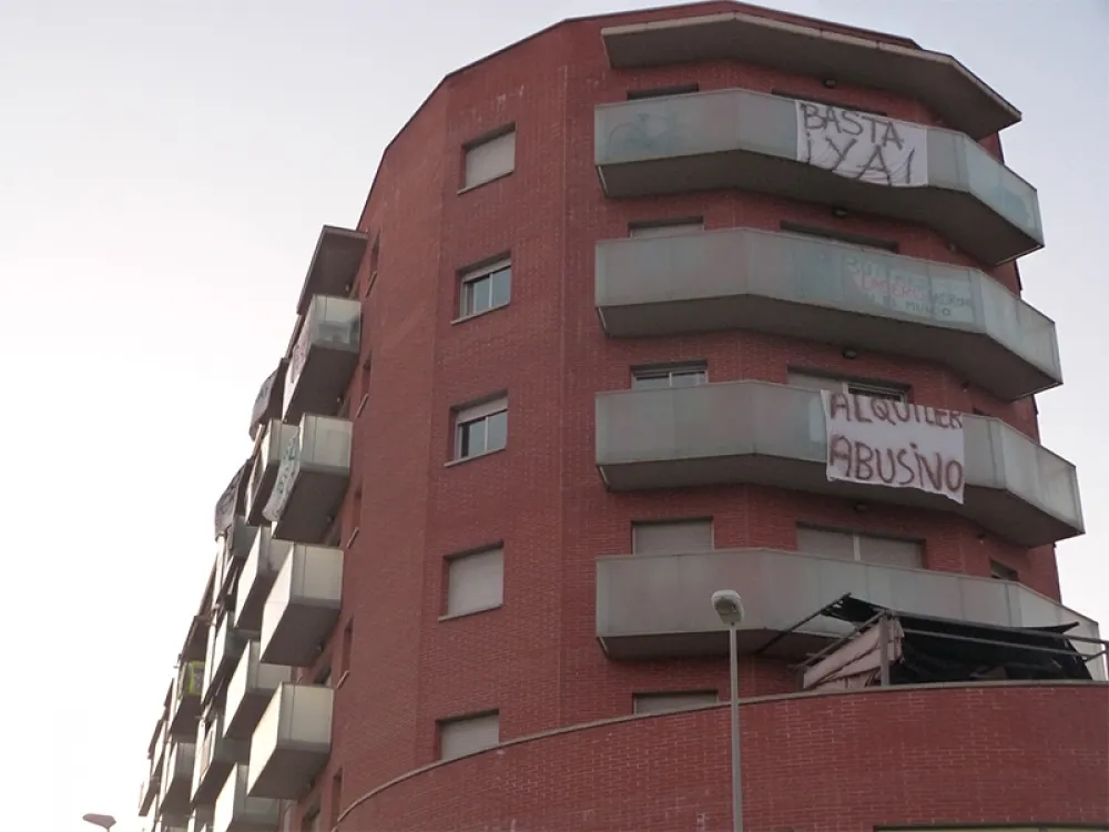 Bloc de Sant Jordi Parc afectat pel fons voltor