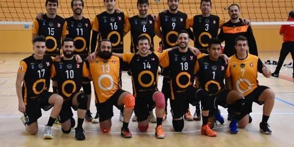 El CEVOL Torredembarra assoleix la permanència a la Superlliga 2 malgrat perdre contra el Villena Petrer (3-1)