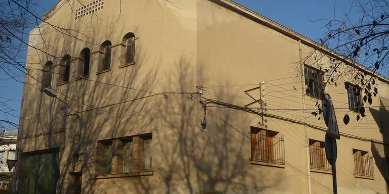 L’Ajuntament signarà pròximament amb la Generalitat el conveni per construir 13 habitatges al solar del Sindicat