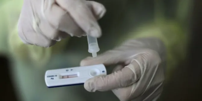 Les farmàcies ja poden vendre test d’antígens des d’avui