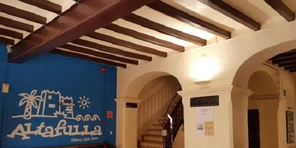 Els joves MENA marxaran aquest dimarts de l’Alberg Casa Gran d’Altafulla cap a un emplaçament definitiu