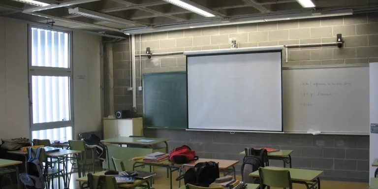 Les escoles i instituts del nostre poble expressen la seva sorpresa davant l’anunci d’avançament de l’inici del curs 2022/2023