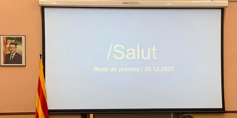 Les persones d’entre 40 i 49 anys ja poden demanar cità prèvia per rebre la tercera dosi de la vacuna
