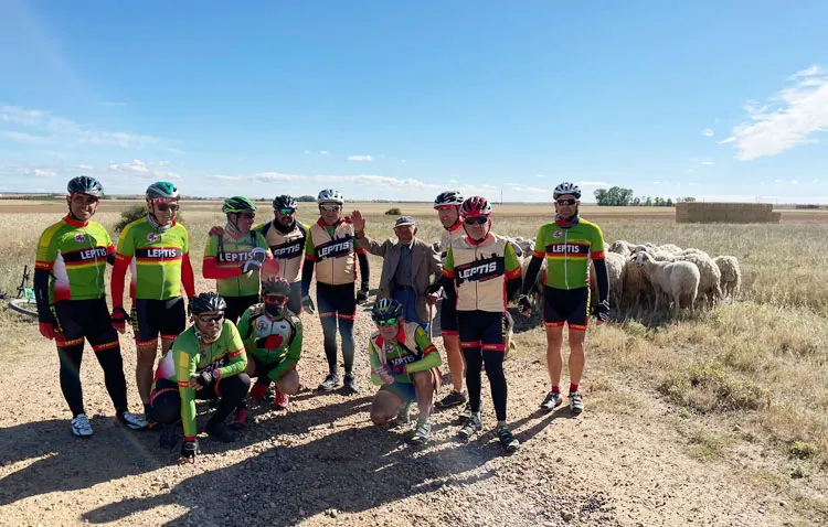 Legiones de Leptis avanza a través de los últimos tramos de la ‘Vía de la Plata’ en su inolvidable Camino de Santiago