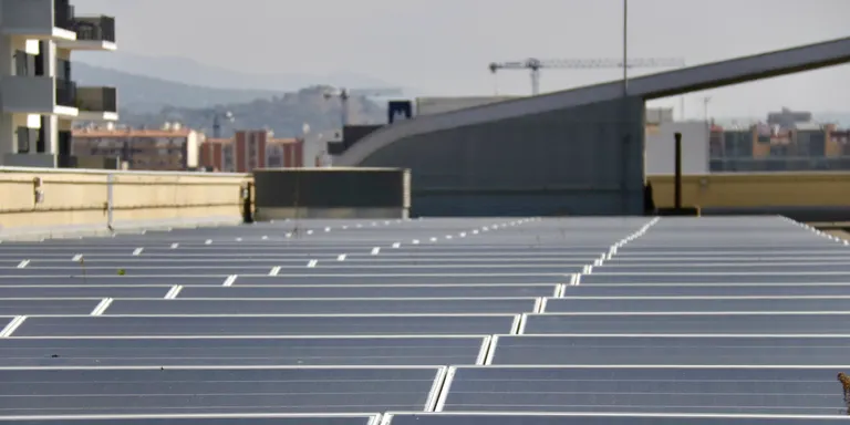 Mataró destinarà l'excedent de la producció fotovoltaica a l'ús compartit d'energia a principis de 2026