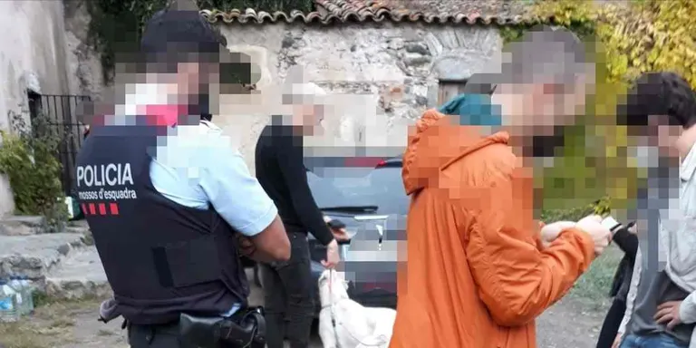 Els Mossos d'Esquadra i la mediació dels veïns de Sant Pere de Riu eviten l'intent d'ocupació d'una masia