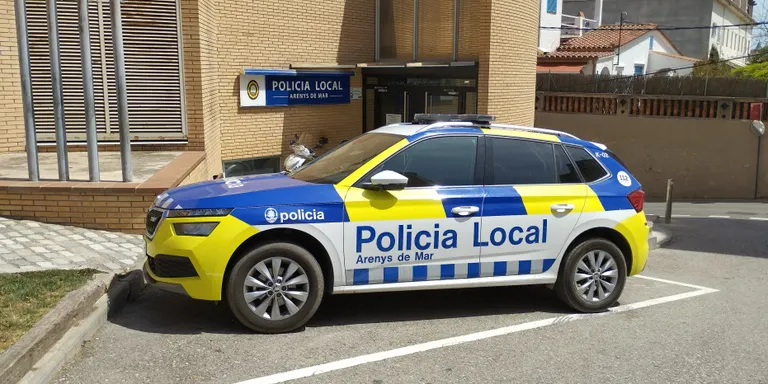 Una baralla tumultuària a la Riera s'ha resolt amb un policia Local ferit lleu per arma blanca i tres detinguts