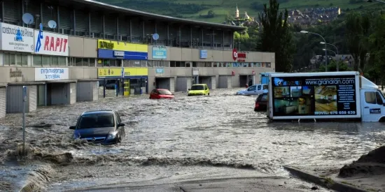 Comença a baixar el cabal de la Garona però es manté l'alerta