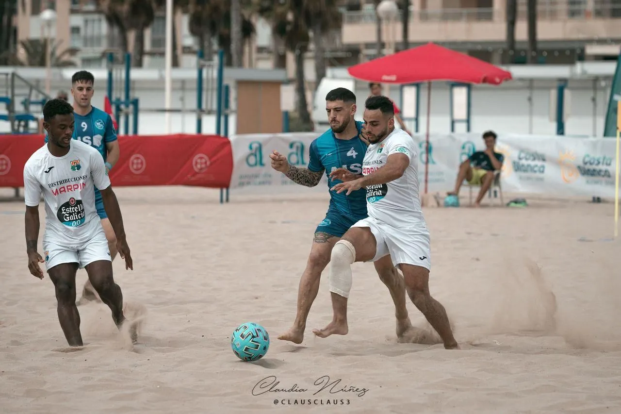 El Marina Cambrils tanca la primera fase del Campionat d’Espanya de futbol platja amb dos empats