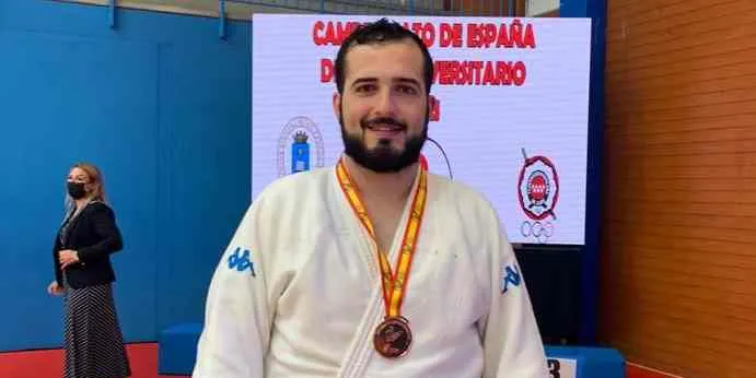 Gerard Estévez del Club de Judo Pineda guanya la medalla de bronze als Campionats d'Espanya Universitaris
