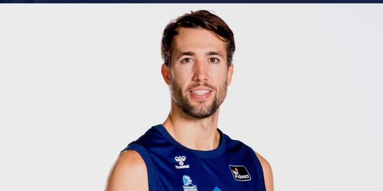 Nacho Llovet serà baixa prop d’un mes per una lesió a l’adductor