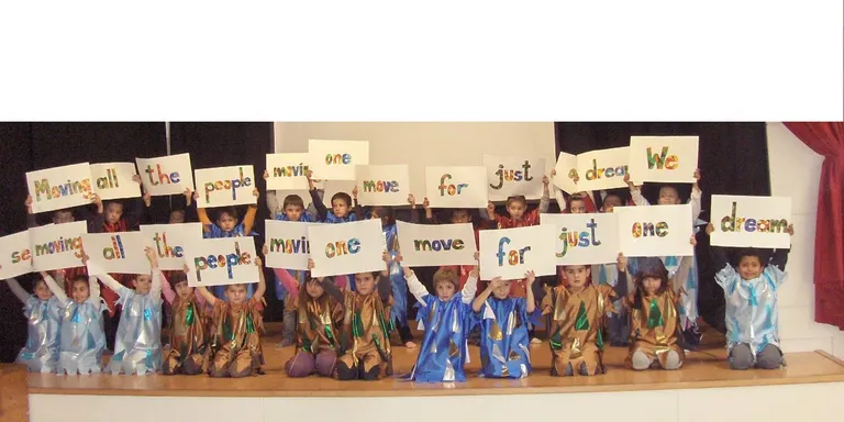 L'Escola Pau Claris s'inspira en l'Any Internacional de la Biodiversitat per als festivals de Nadal
