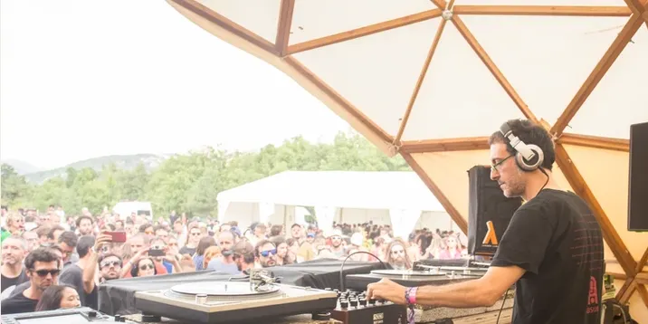 El Festival Paral·lel de música electrònica arriba al Port del Comte el primer cap de setmana de setembre amb totes les entrades venudes