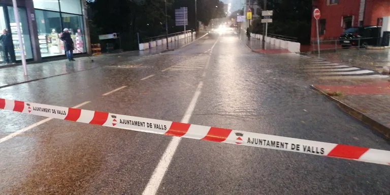 Les pluges de dimecres a la tarda provoquen alguns talls de circulació