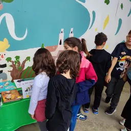 Entrevista a Susana Garcia, directora l'Escola de l'Escola La Roureda. Tema:_Sant Jordi 2026 - episode art
