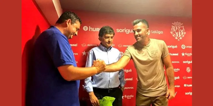 Manolo Martínez anuncia la seva retirada com a futbolista professional