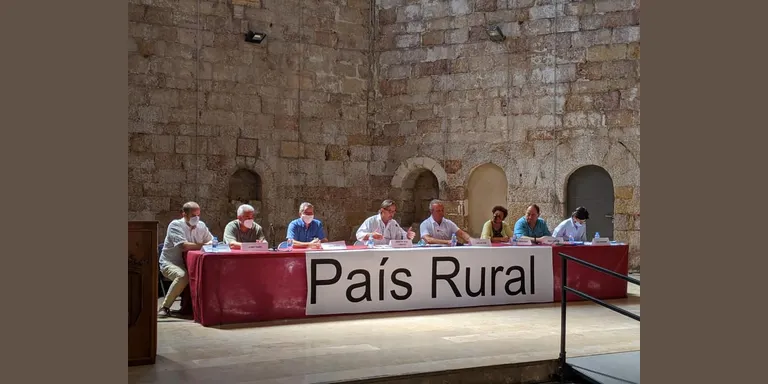 País Rural endega una sèrie de reunions amb els partits polítics