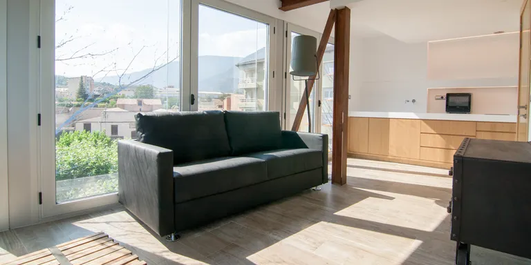 Organyà estrena un hotel apartament domòtic