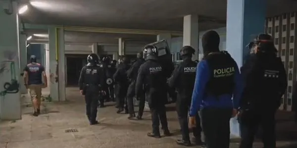 Desmantellen dos grups criminals dedicats al tràfic de drogues al barri de Campclar de Taragona