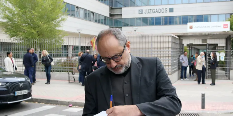 Baños renuncia a declarar al judici per desobediència perquè el jutjat de Madrid no li ha permès fer-ho en català