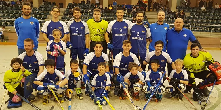 El Cambrils Club Hoquei s’endú el partit contra el Masquefa ‘in extremis’