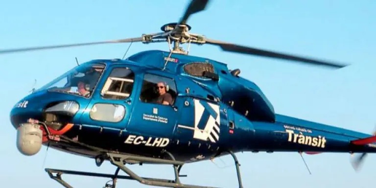 Els controls amb radar des d’un helicòpter afecten les carreteres del Vallès Oriental