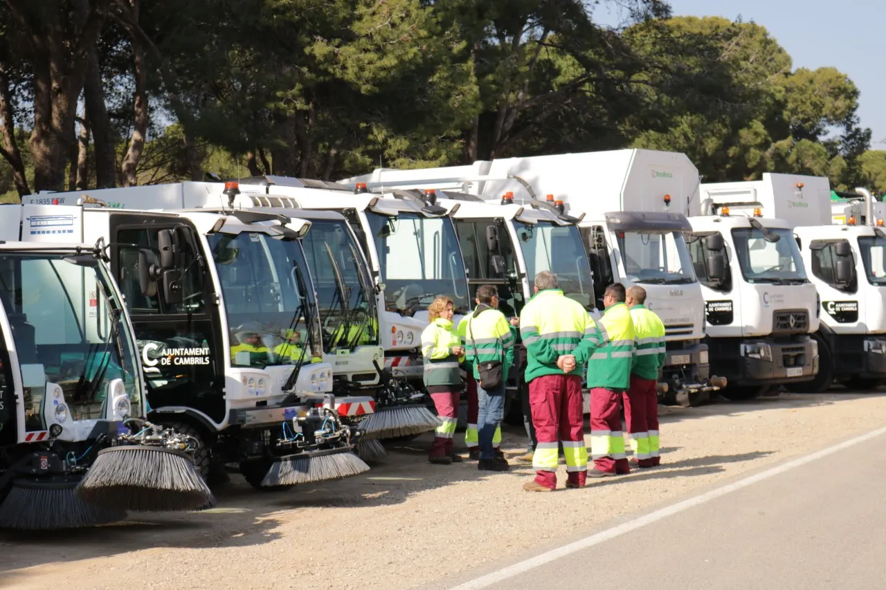 L’Ajuntament de Cambrils reforça el servei de recollida i neteja viària durant l’estiu