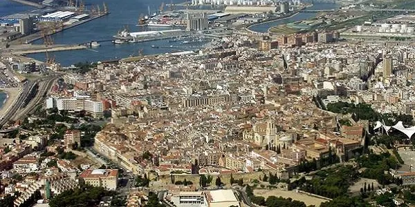 Tarragona 2017 oferirà 100 beques formatives als estudiants dels quatre instituts de la ciutat