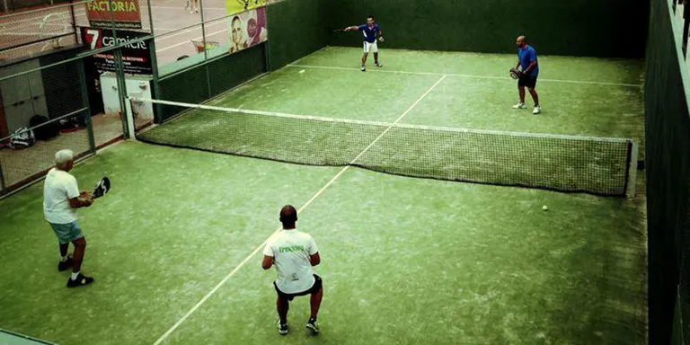 Es pot jugar a padel a qualsevol edat