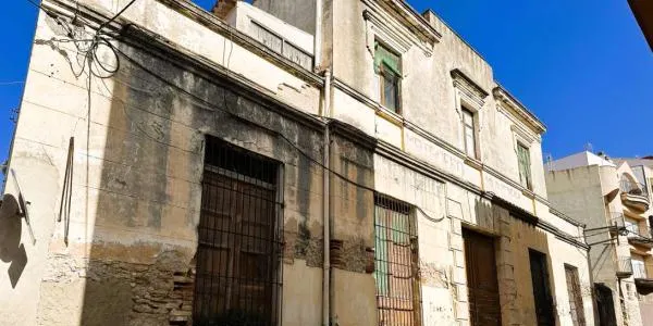 Les obres de l’antic Escorxador de Torredembarra acumulen un retard d’un mes