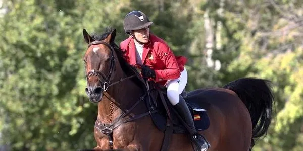 L’altafullenca Sara Salom, bronze en el Campionat d’Espanya absolut de Salt d’Obstacles