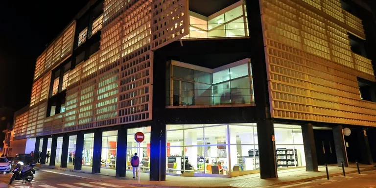 Prop d'un miler de ciutadans van utilitzar les aules d'estudi nocturn en la darrera edició