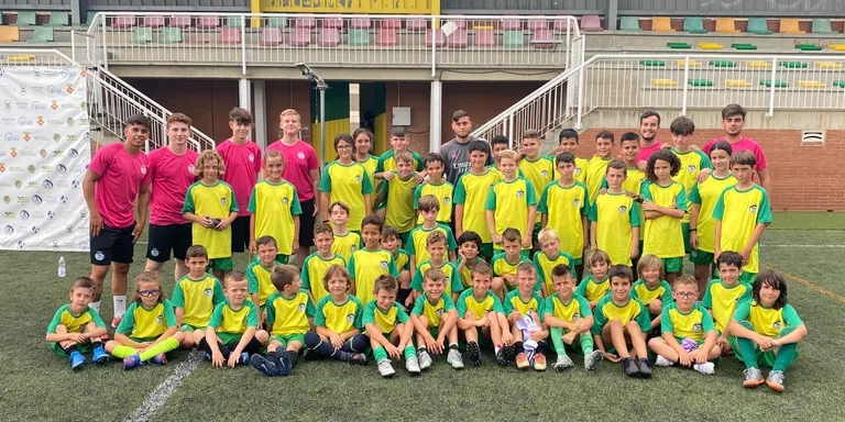 Jaume Jardí, jugador del Real Madrid Castilla, visita l'escola "Tecnifica't" a Constantí