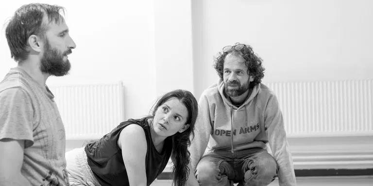 Carles Cubos presenta al Teatre Principal el documental “in-side: viatge d’un outsider”