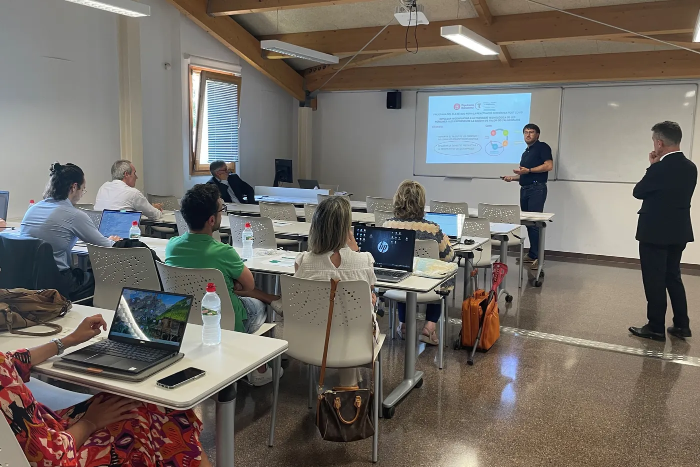 El programa comarcal Treball, Talent i Tecnologia enceta un programa de suport per a les empreses de la cadena de valor de l'alimentació